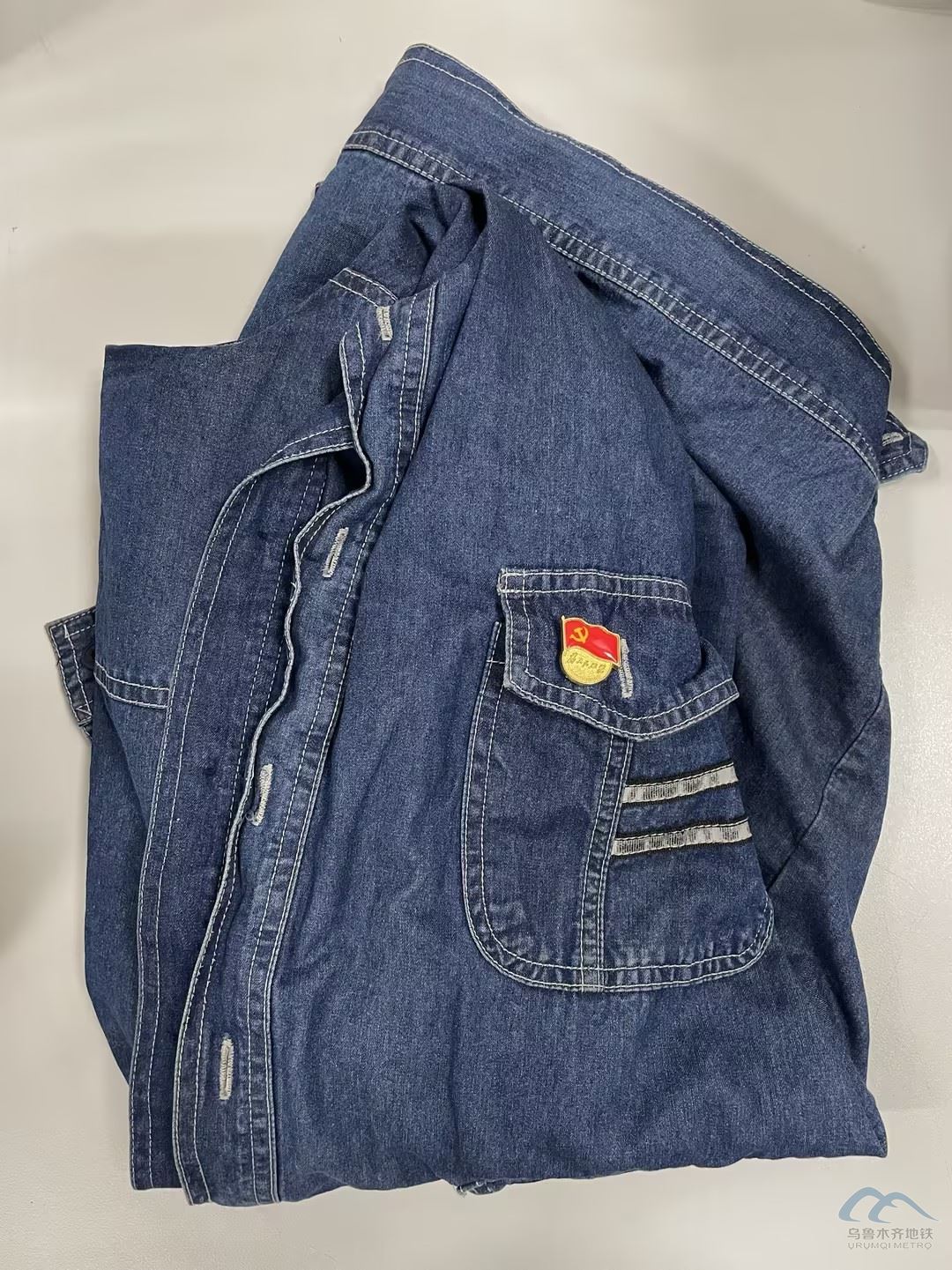 牛仔外套.jpg
