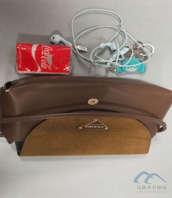 2025年8月31日地铁1号线站内遗失物品清单400.png 2025年8月31日地铁1号线站内遗失物品清单400.png